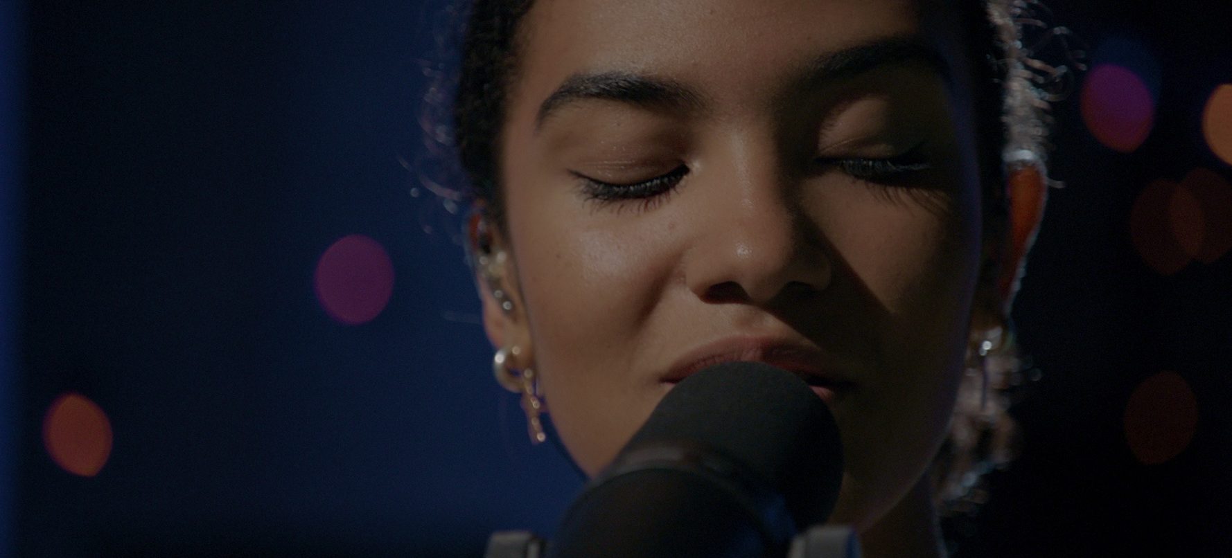 Olivia Dean - Barclaycard