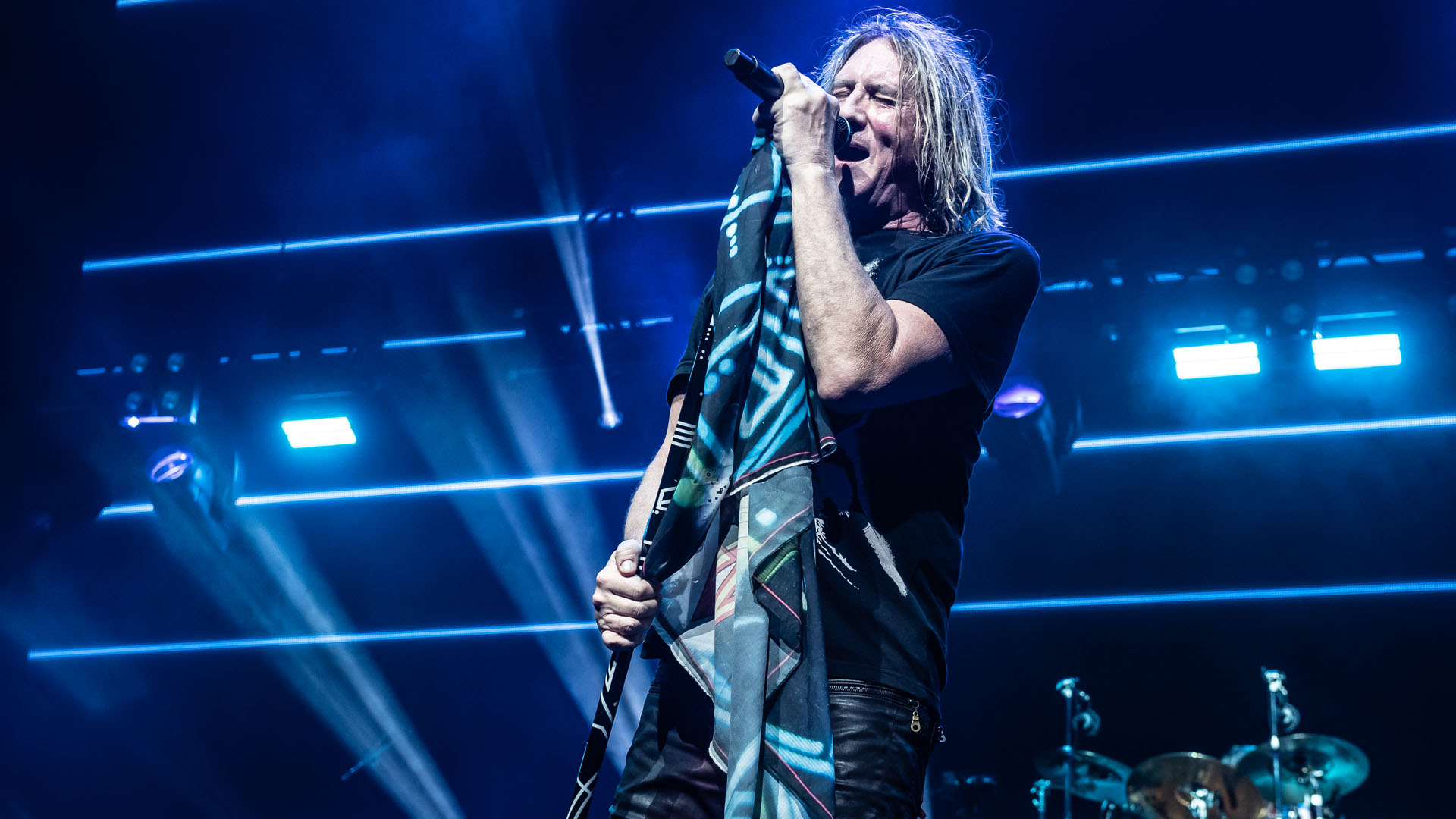 Def Leppard performing live